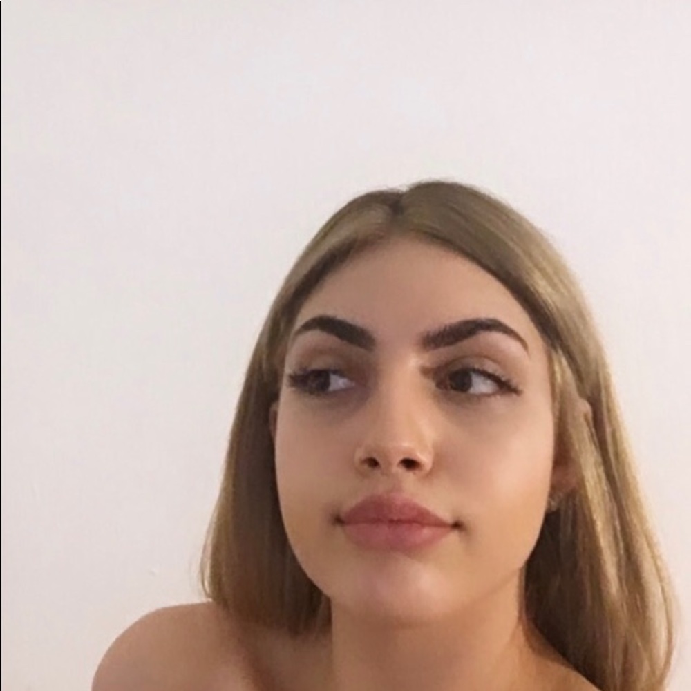 Meet your Posher, Paula